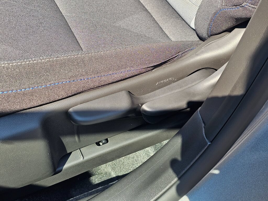 New 2026 Chevrolet Trax LS w/ LS Convenience Package FWD image 32