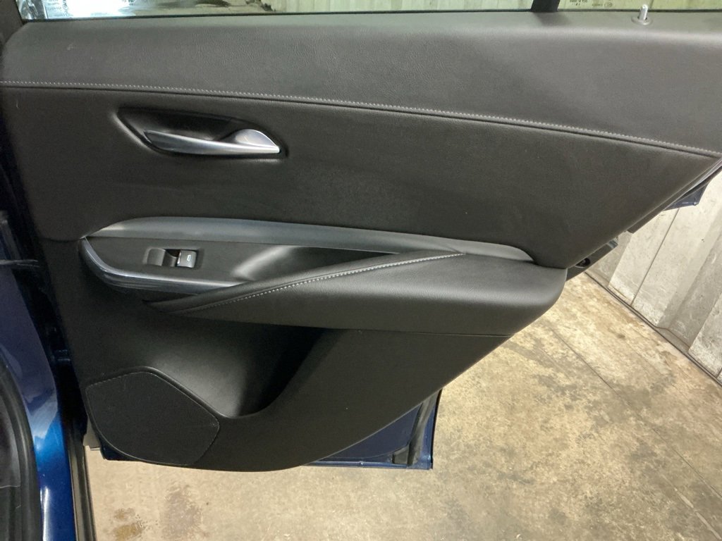 Used 2019 Cadillac XT4 Premium Luxury image 22