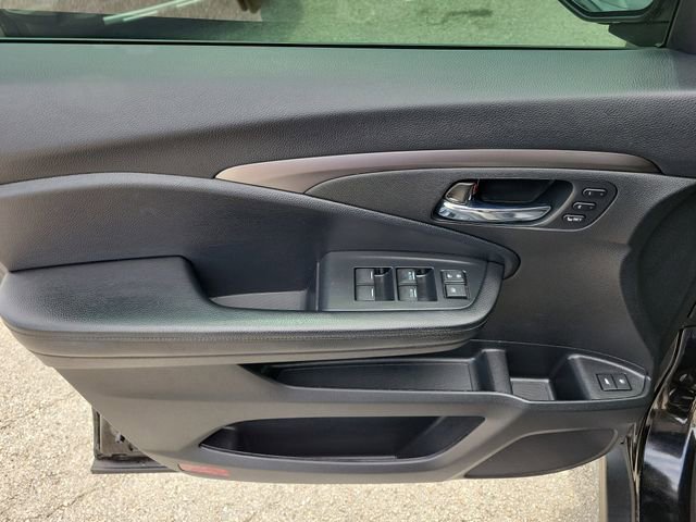 Used 2021 Honda Pilot Special Edition image 19