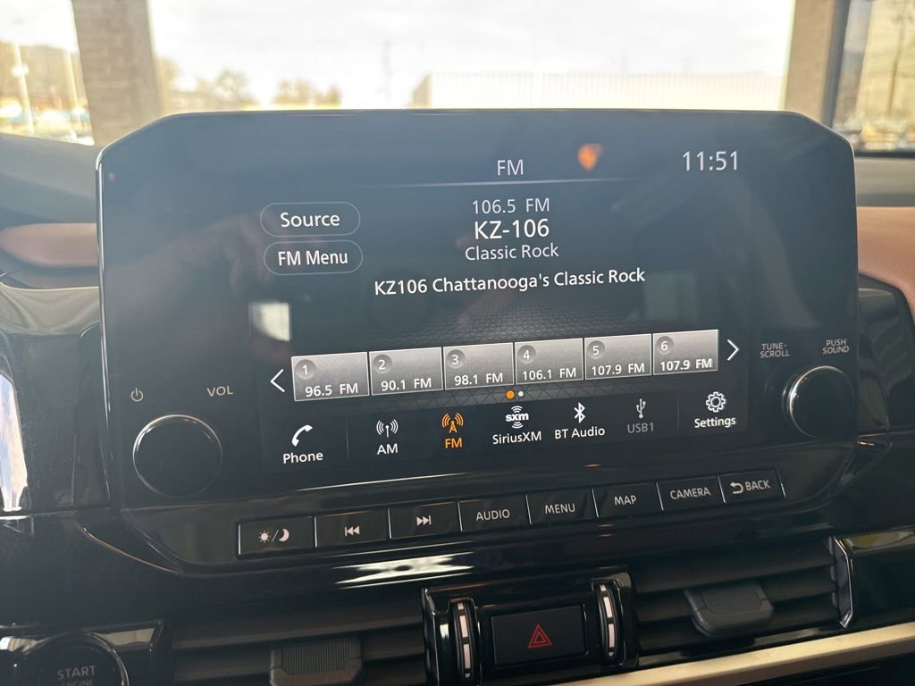 Used 2025 Nissan Pathfinder Platinum AWD/4WD image 13