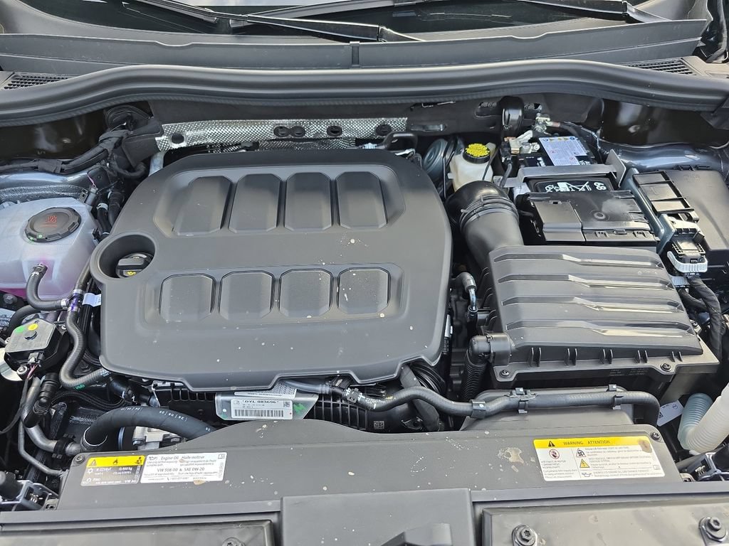 New 2026 Volkswagen Tiguan SE R-Line FWD image 27