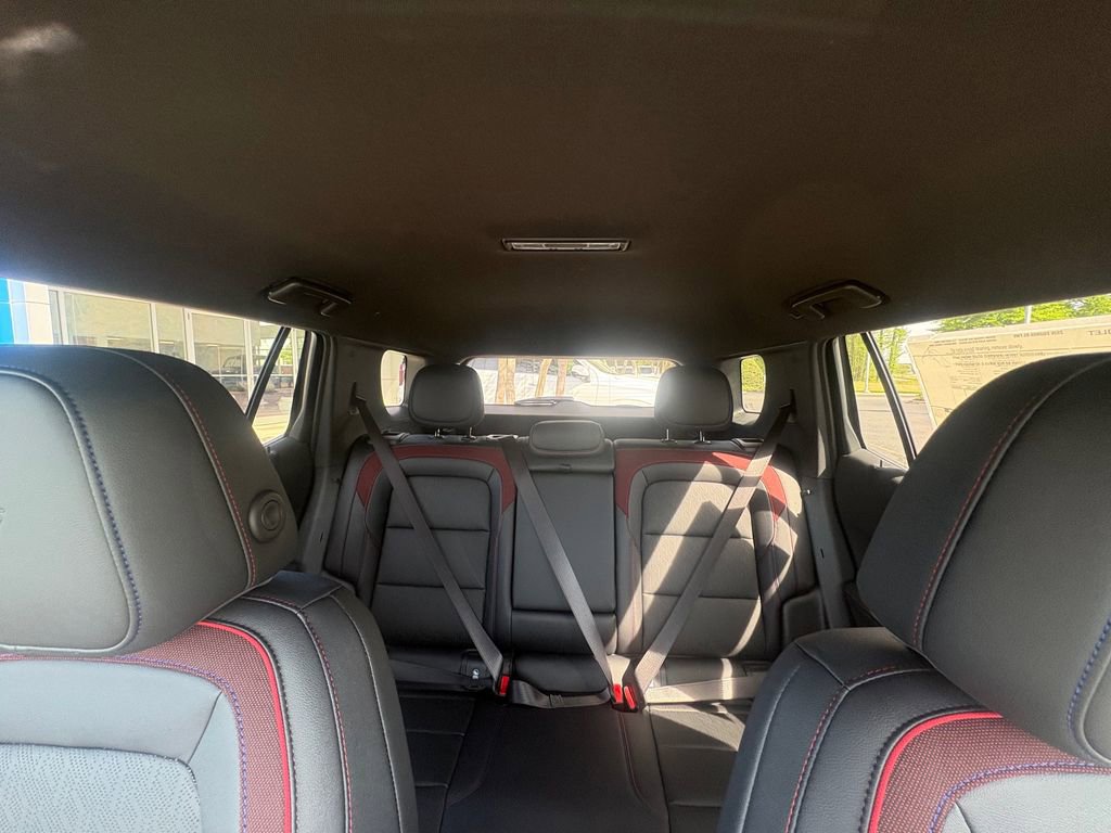 New 2026 Chevrolet Equinox RS w/ Safety and Technology Package image 12