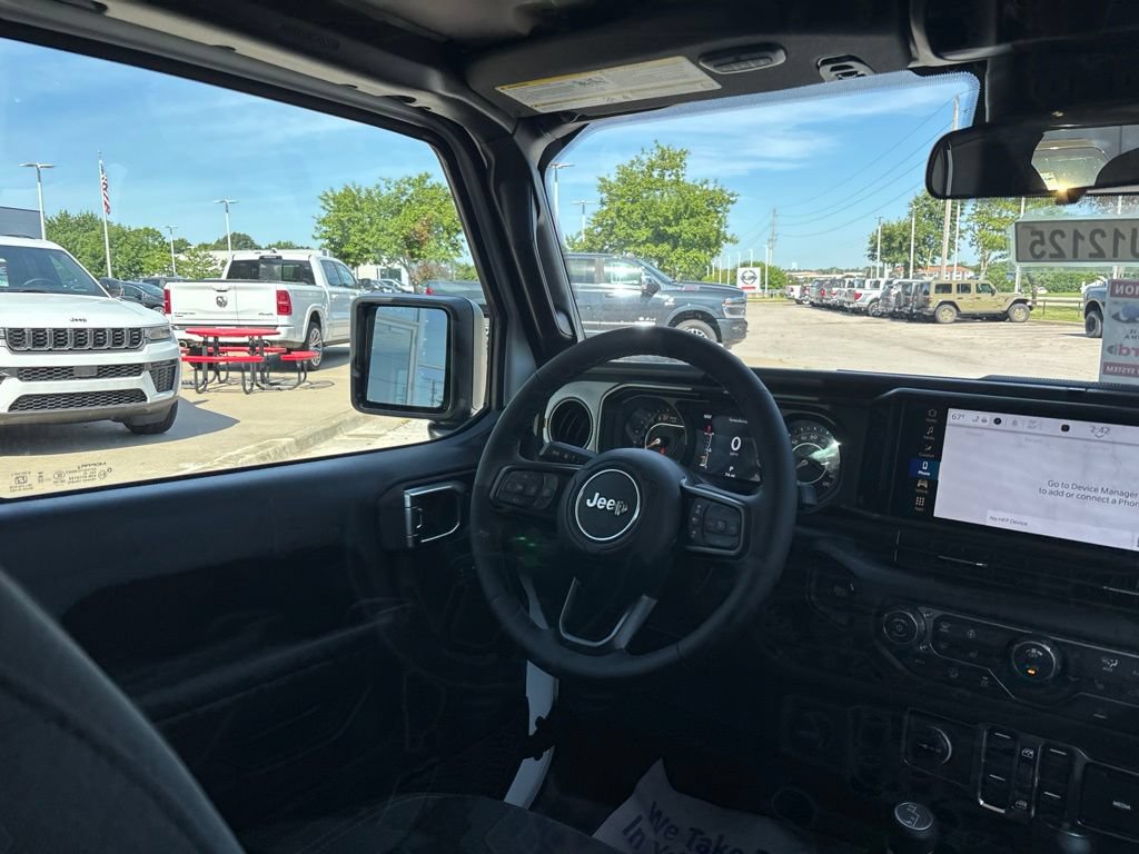 New 2026 Jeep Gladiator Sport AWD/4WD image 40