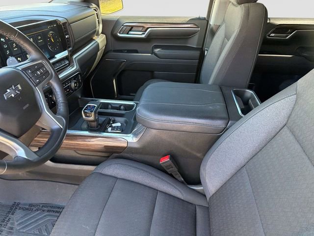 Used 2024 Chevrolet Silverado 1500 RST w/ Z71 Off-Road Package AWD/4WD image 21