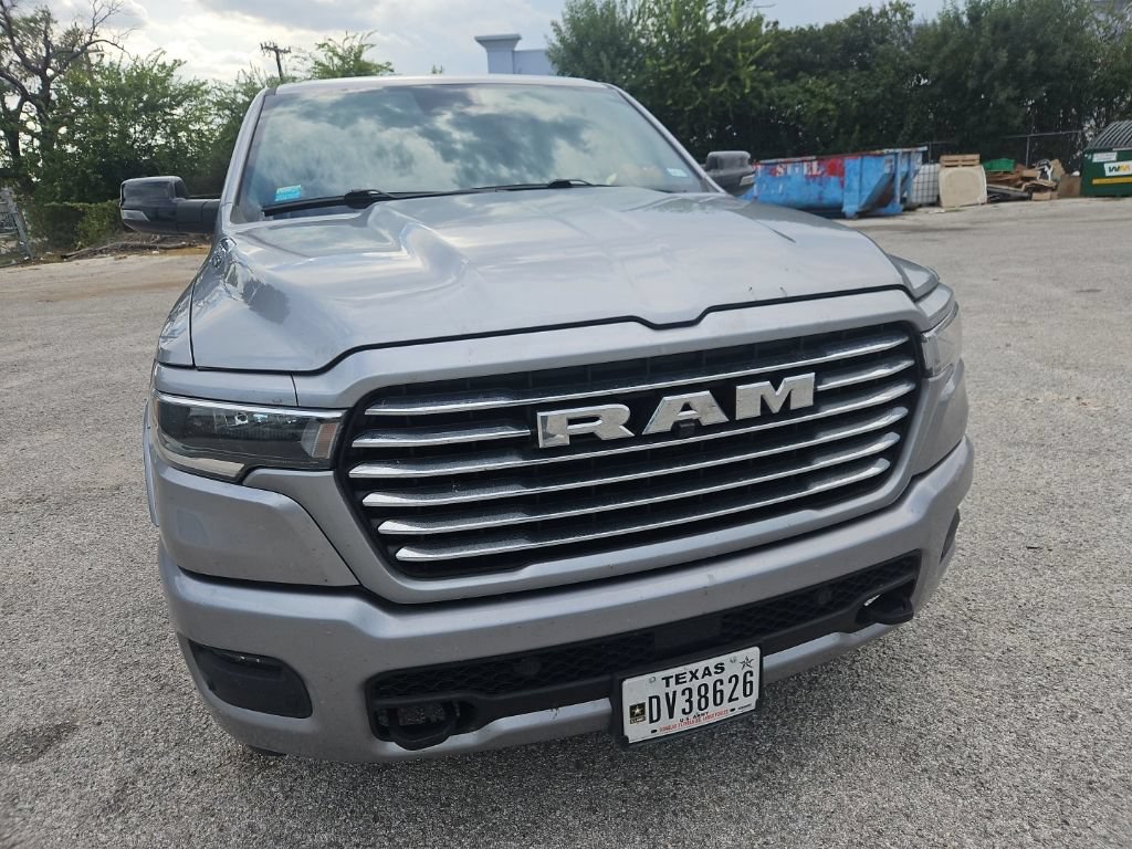 Used 2025 RAM 1500 Laramie w/ Laramie Southwest Edition AWD/4WD image 3