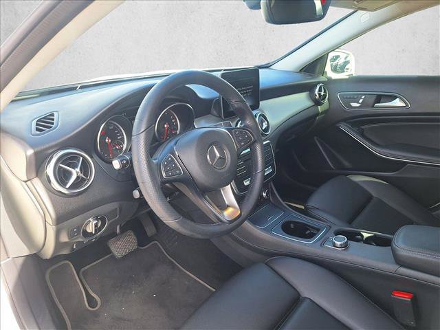 Used 2020 Mercedes-Benz GLA 250 image 9