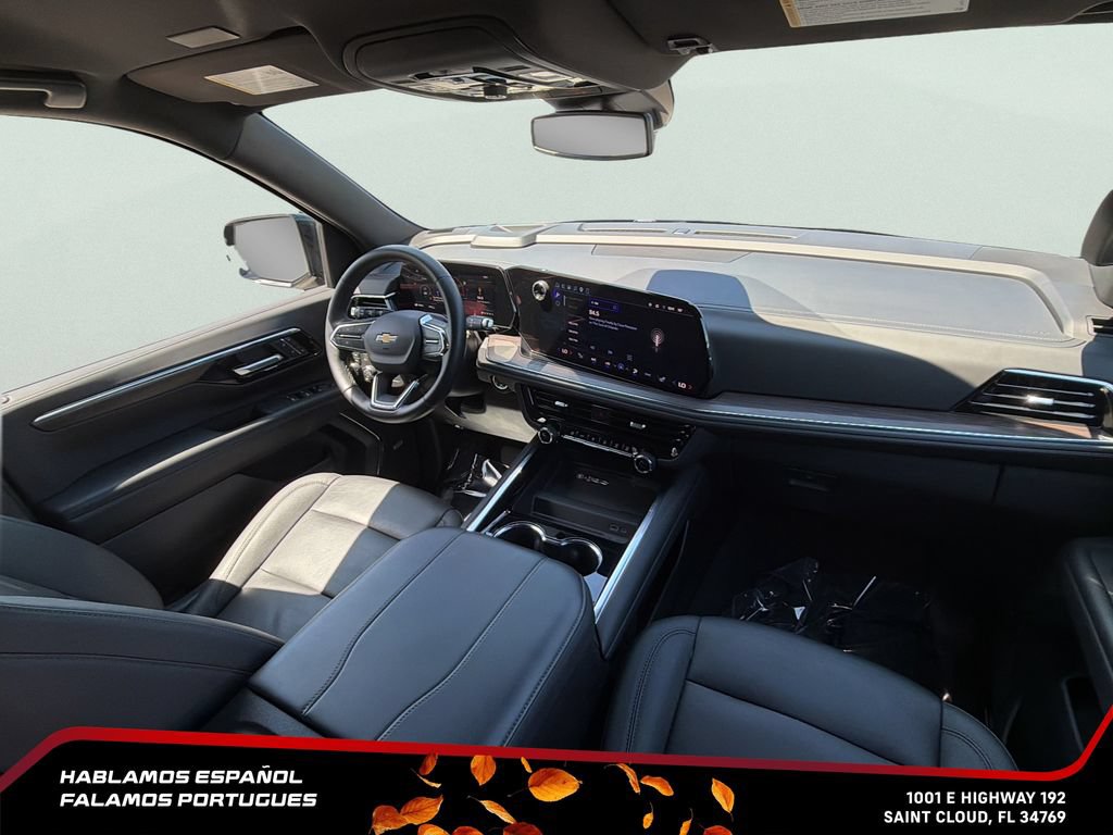 Certified 2026 Chevrolet Suburban LT w/ Comfort Package AWD/4WD image 35