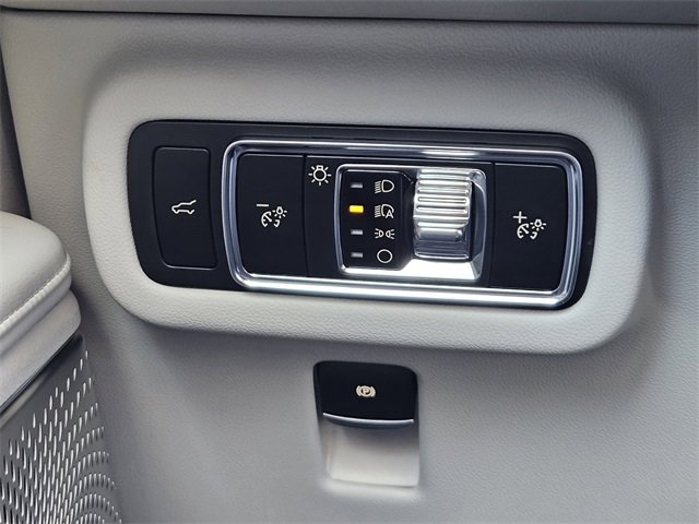 New 2026 Lincoln Nautilus Reserve image 22