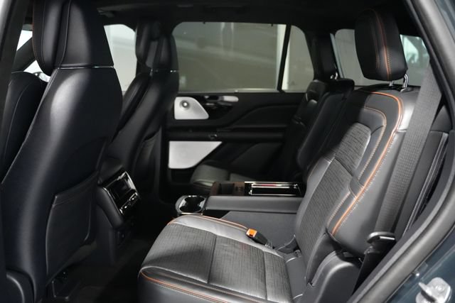 Used 2025 Lincoln Aviator Black Label AWD/4WD image 19