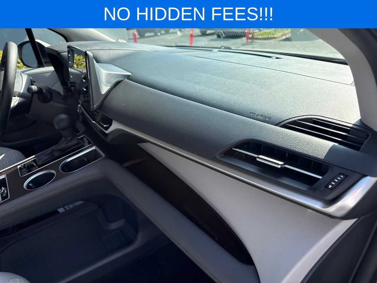Used 2021 Toyota Sienna LE FWD image 22