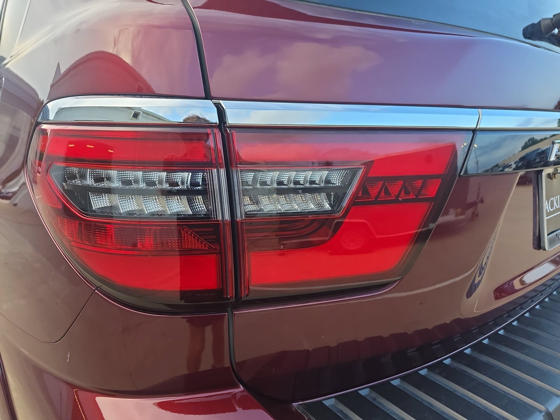 Used 2021 Nissan Armada Platinum AWD/4WD image 33