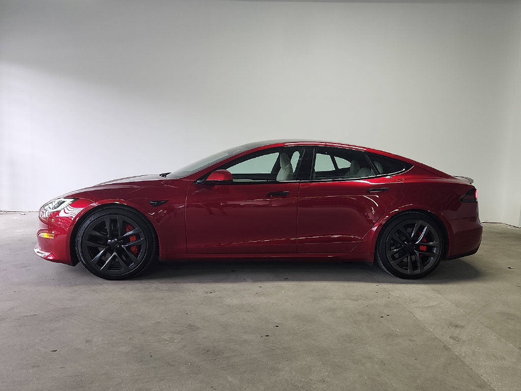 Used 2023 Tesla Model S Plaid AWD/4WD image 2