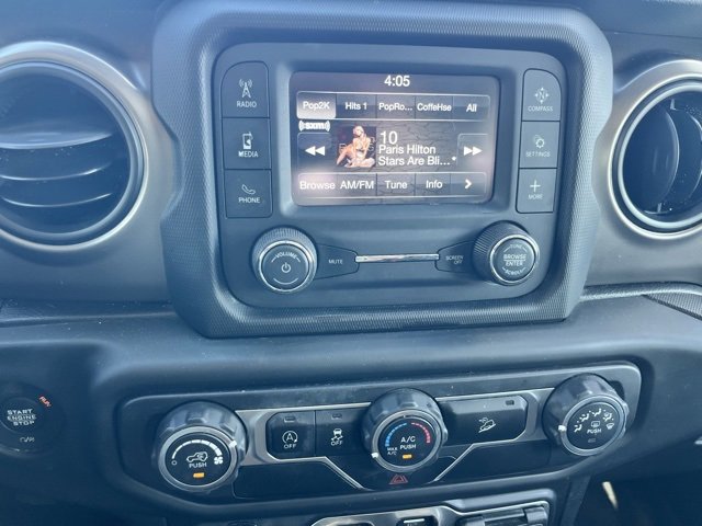 Used 2019 Jeep Wrangler Sport image 12