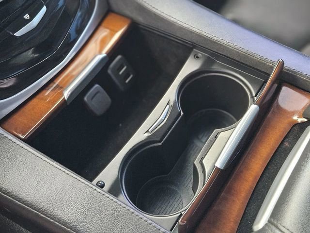 Used 2020 Cadillac Escalade Premium Luxury image 25