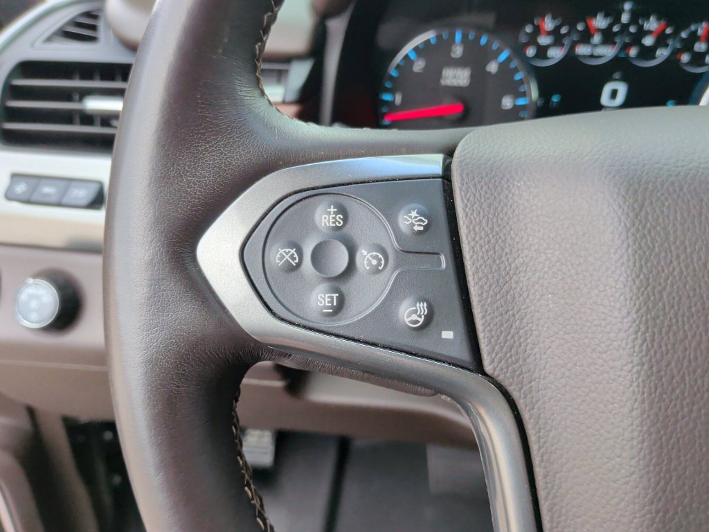 Used 2020 Chevrolet Suburban Premier w/ Max Trailering Package AWD/4WD image 19