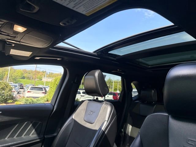 Used 2020 Ford Edge ST w/ Equipment Group 401A AWD/4WD image 27