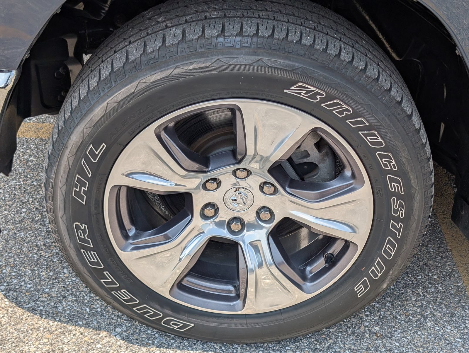 Used 2023 RAM 1500 Laramie AWD/4WD image 11