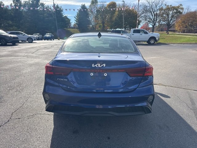 Used 2023 Kia Forte LXS image 6