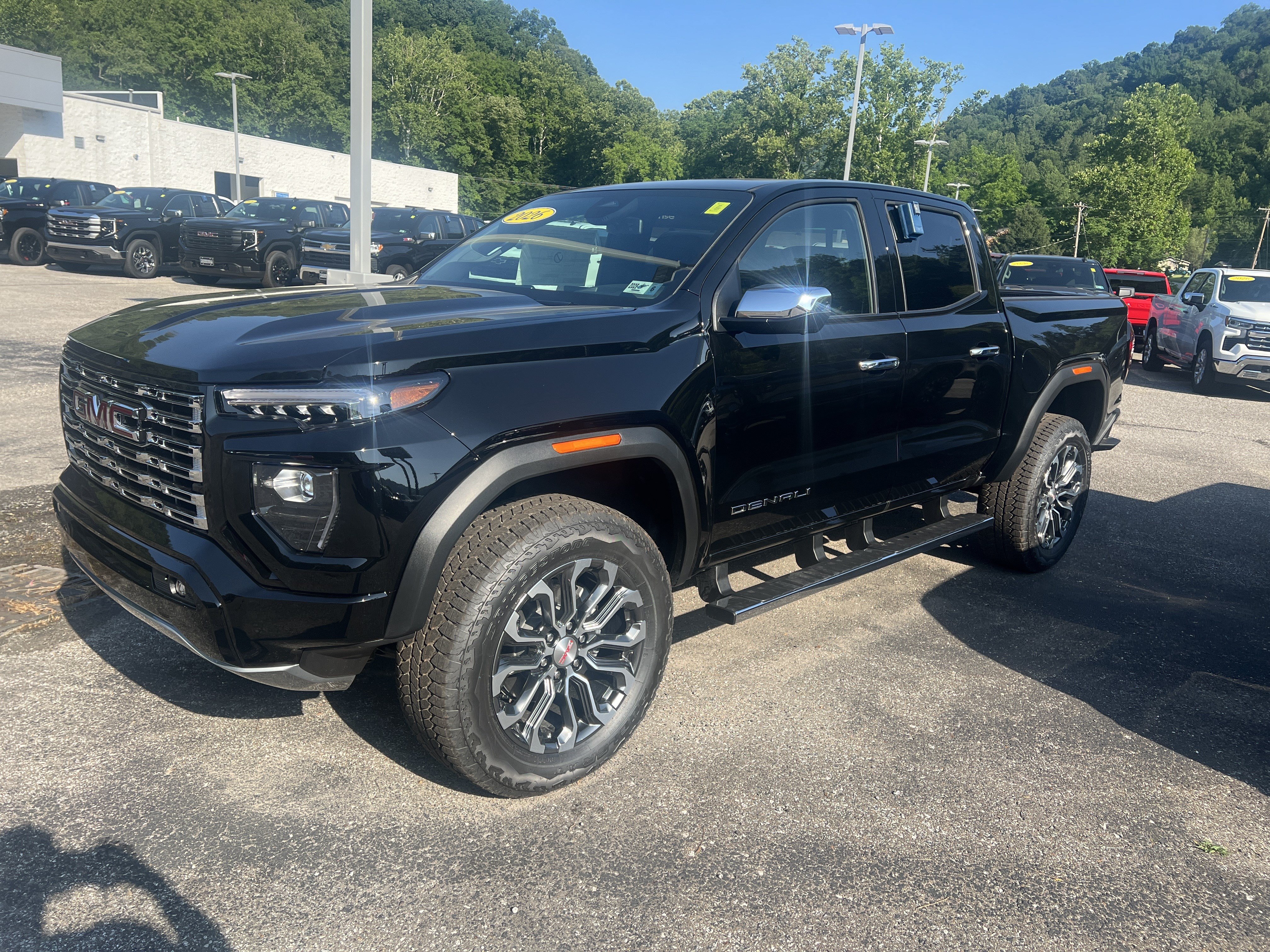 New 2026 GMC Canyon Denali AWD/4WD image 6