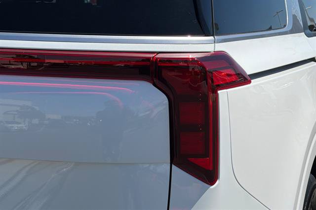 New 2026 Kia Carnival LXS FWD image 33