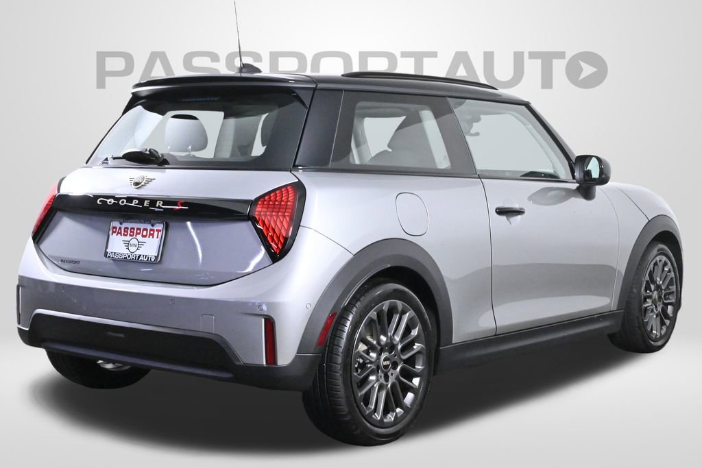 Certified 2025 MINI Cooper S image 10