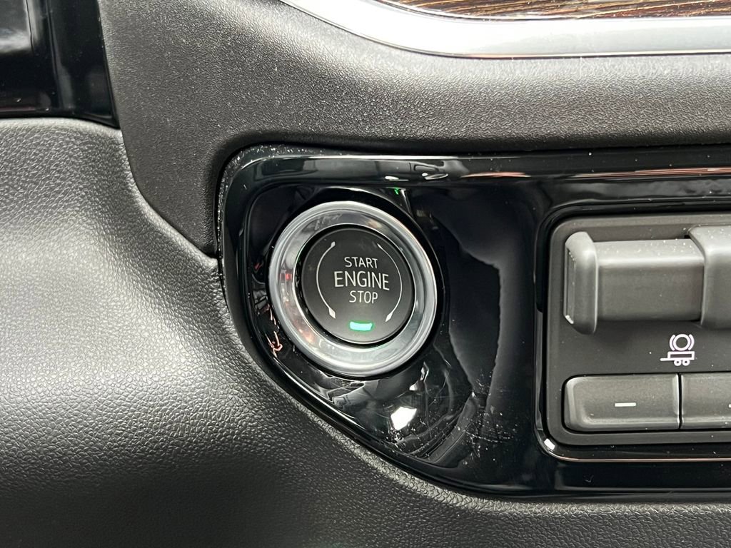 New 2026 GMC Sierra 3500 SLE w/ SLE Value Package image 35