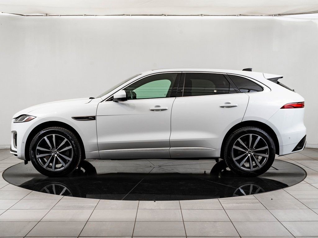 Certified 2024 Jaguar F-PACE R-Dynamic S image 5