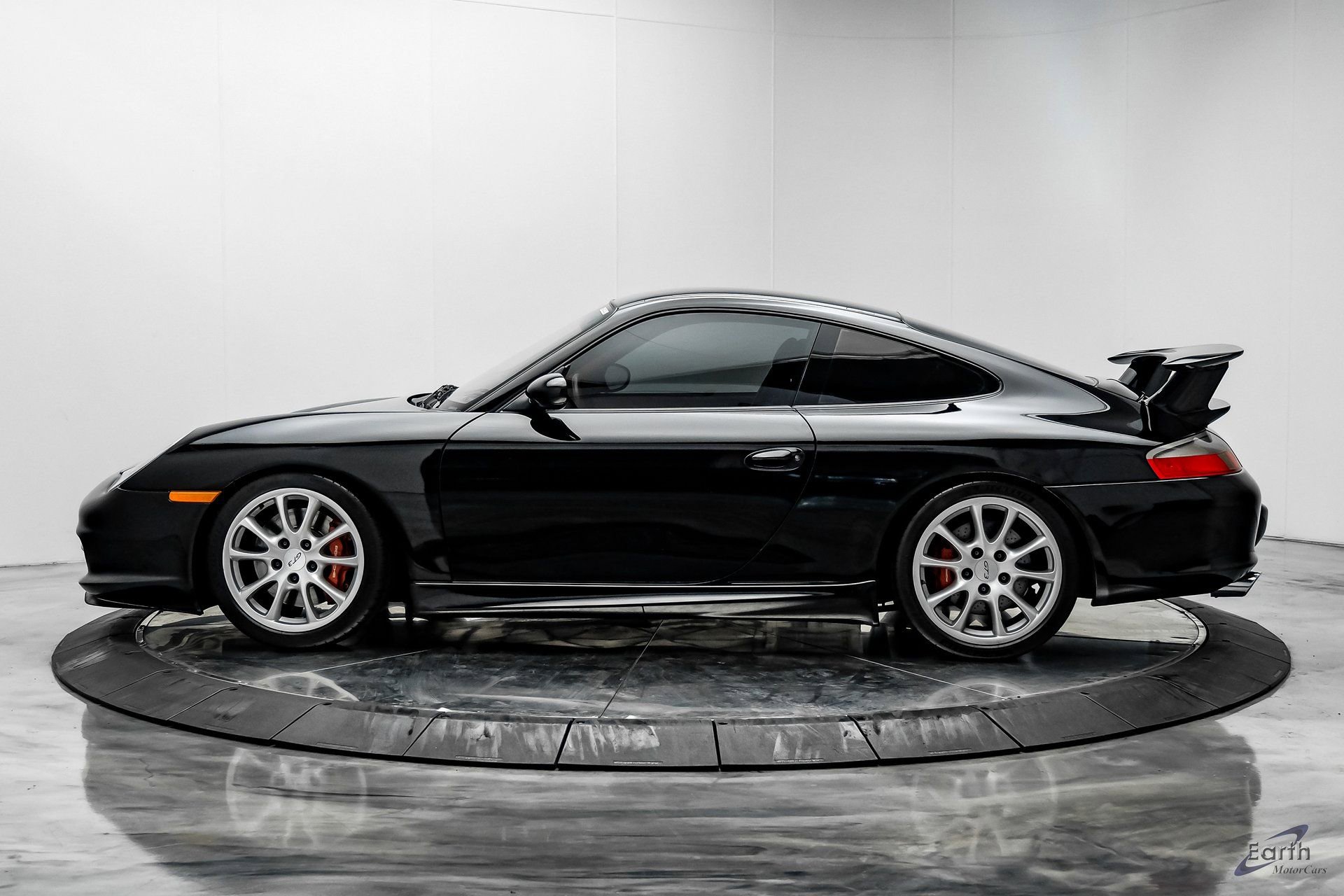 Used 2004 Porsche 911 GT3 RWD image 7