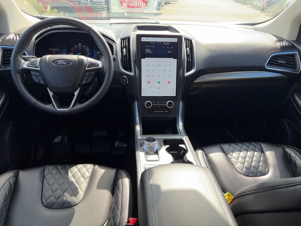 Used 2023 Ford Edge Titanium AWD/4WD image 24