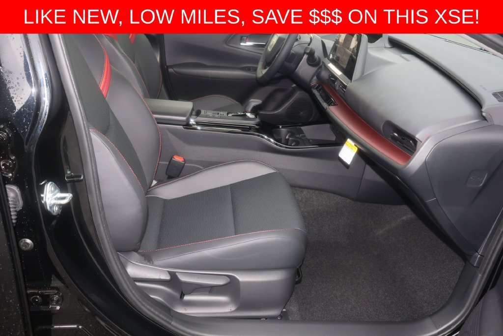 Used 2026 Toyota Prius Plug-In Hybrid FWD image 18