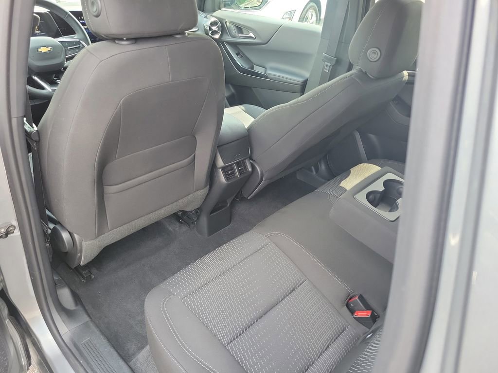 Used 2025 Chevrolet Equinox LT FWD image 15