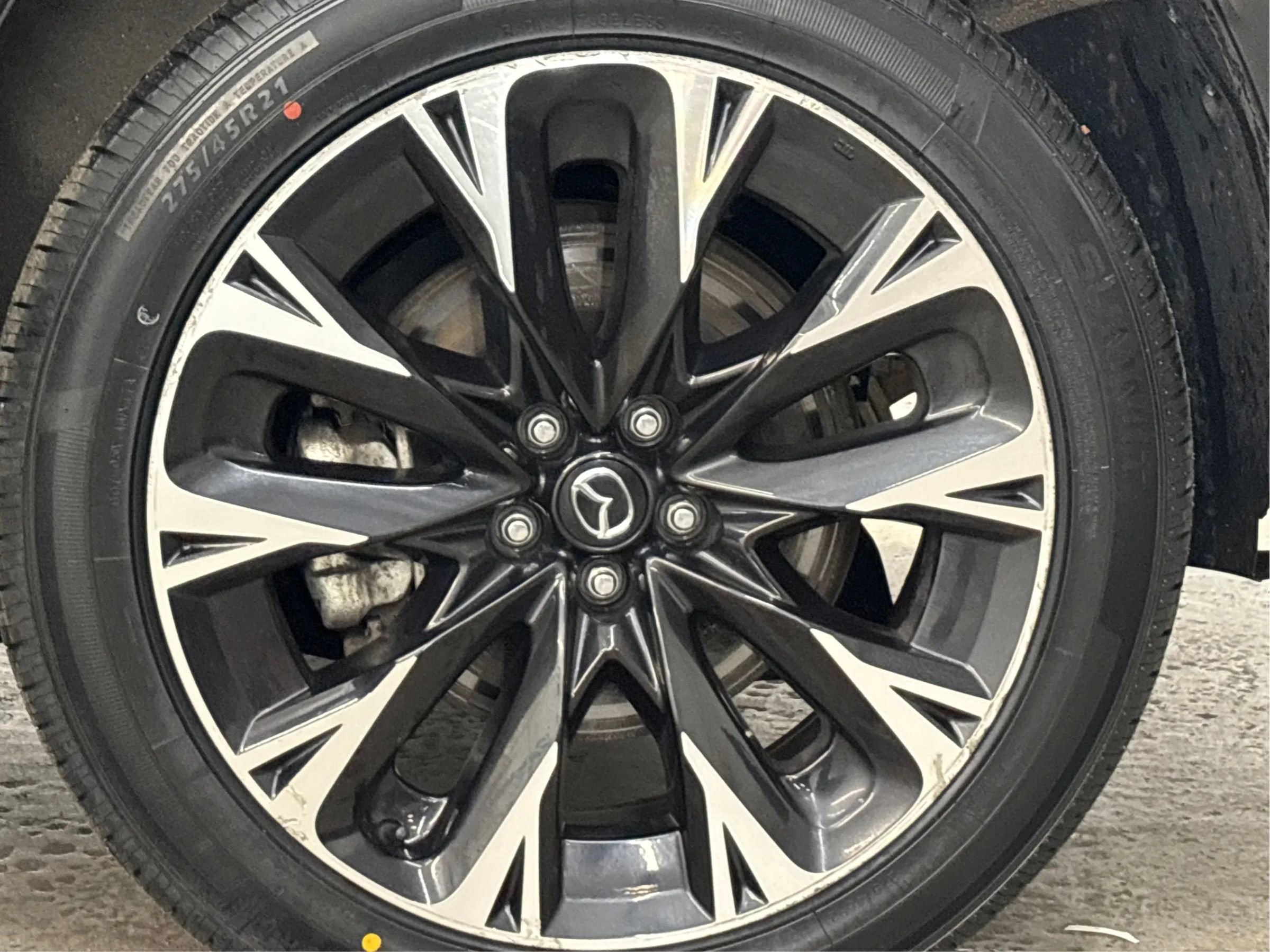 Used 2024 MAZDA CX-90 Plug-In Hybrid w/ Premium Pkg image 32