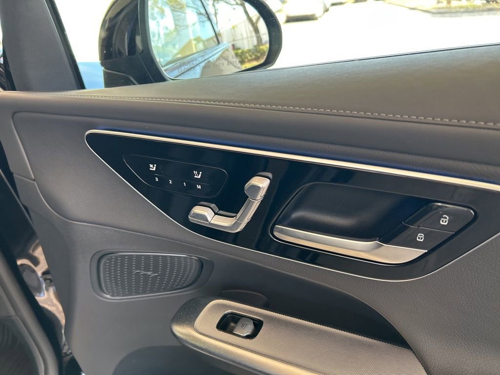 Used 2024 Mercedes-Benz GLC 43 AMG 4MATIC image 29