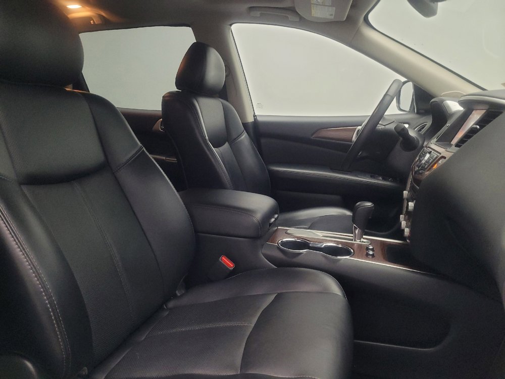 Used 2019 Nissan Pathfinder Platinum image 21