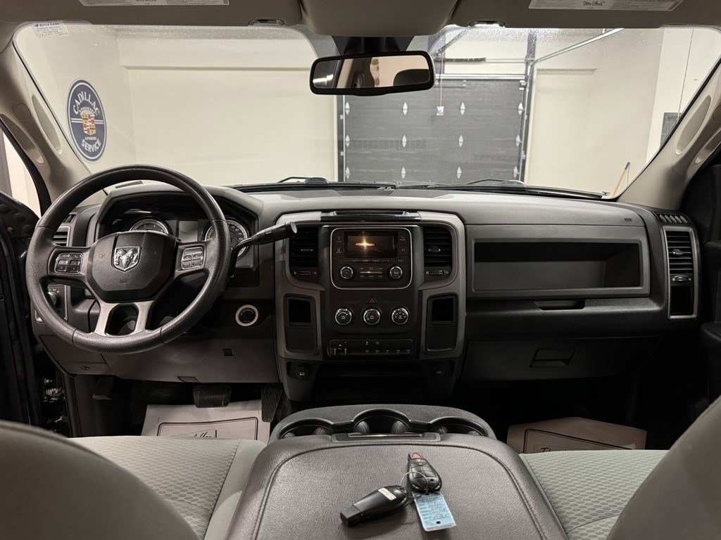 Used 2018 RAM 3500 Tradesman w/ Chrome Appearance Group image 30