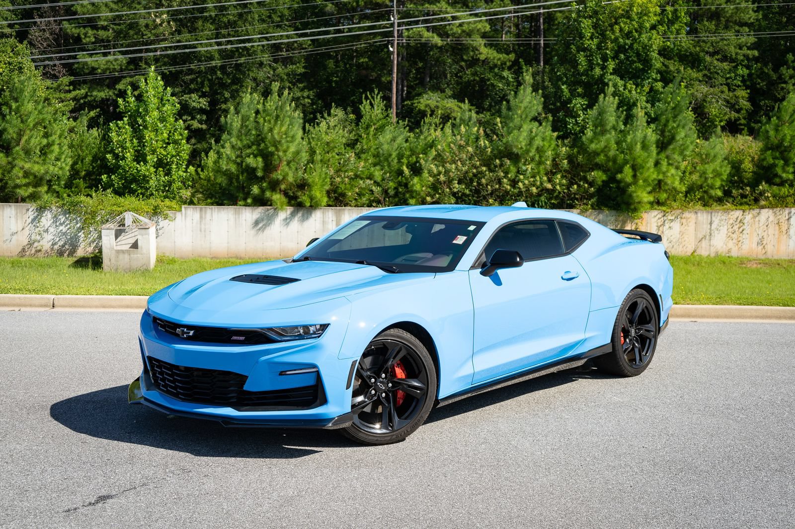 Used 2022 Chevrolet Camaro SS RWD image 4