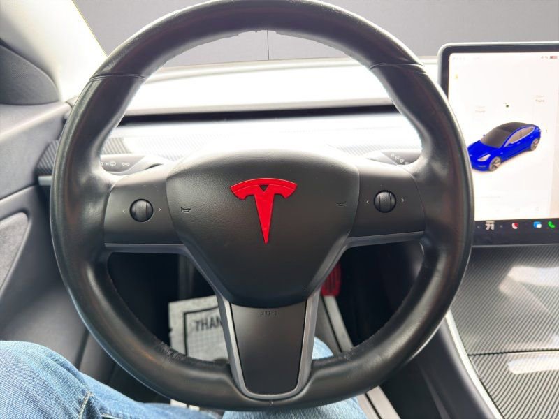 Used 2018 Tesla Model 3 Long Range image 14