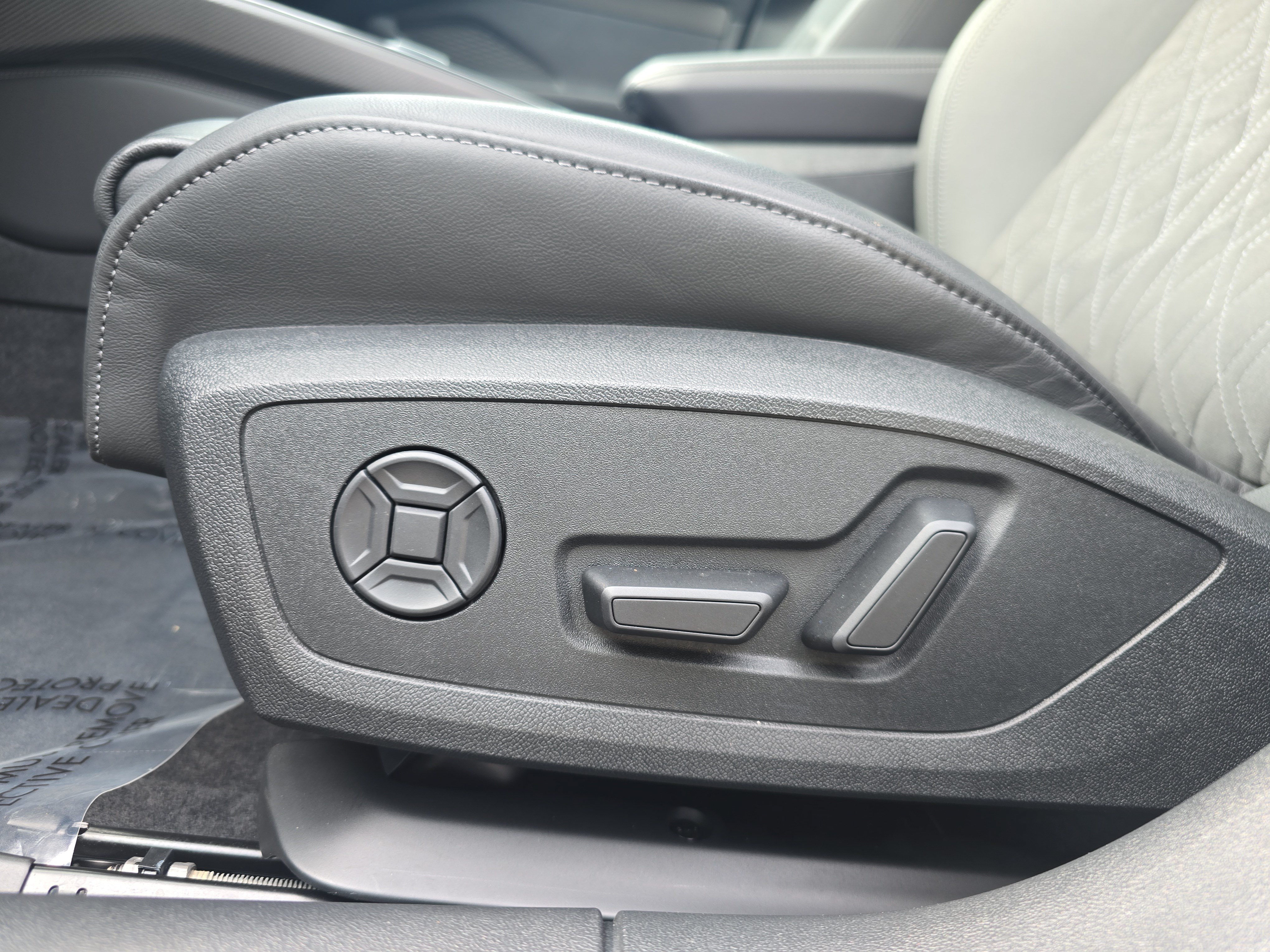 Used 2025 Audi S5 Premium Plus w/ Premium Plus Package AWD/4WD image 25