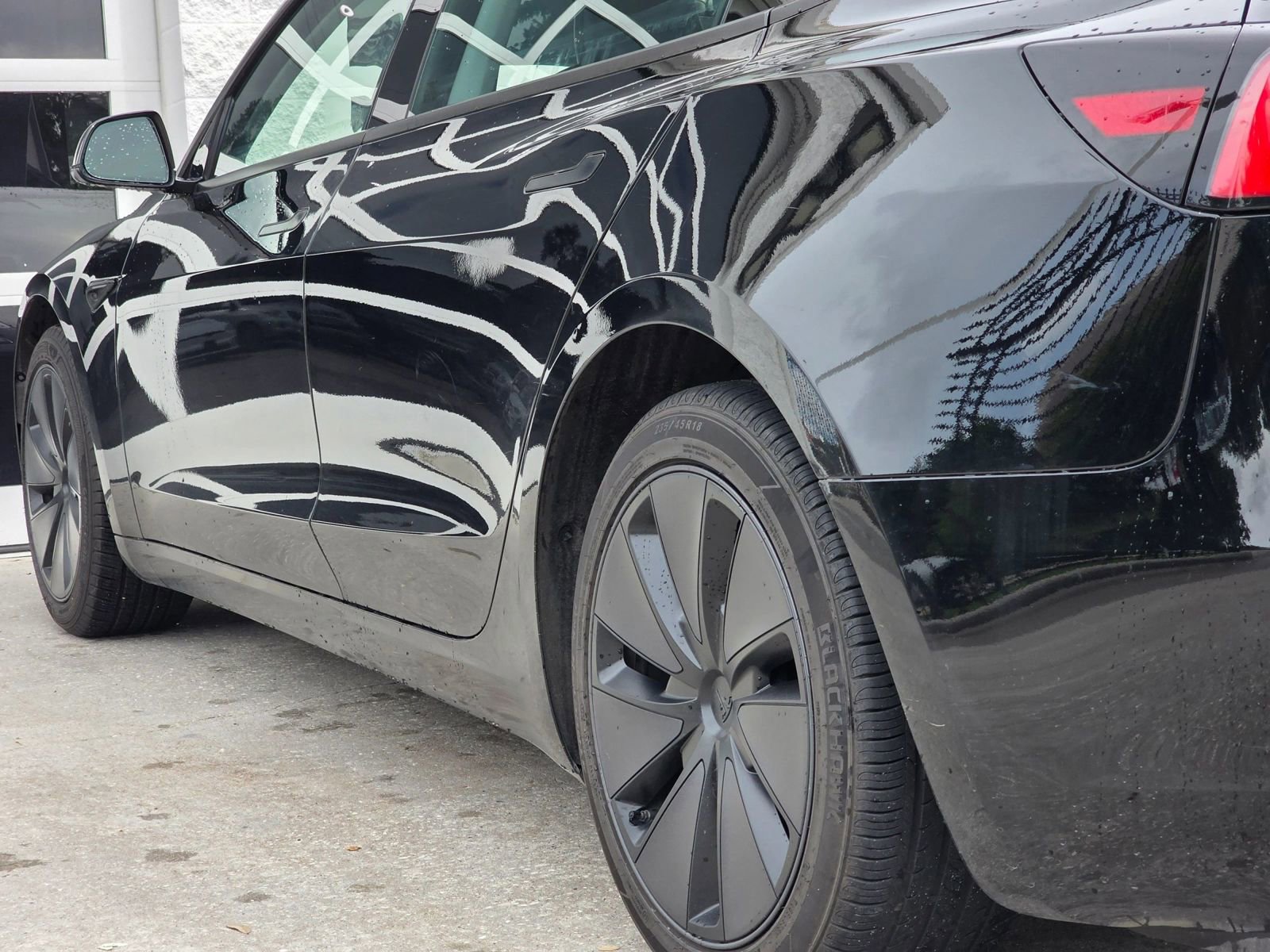 Used 2024 Tesla Model 3 Long Range RWD image 39