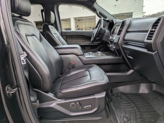 Used 2018 Ford Expedition Limited w/ Equipment Group 301A image 24
