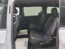 New 2026 Chrysler Pacifica Select FWD image 10