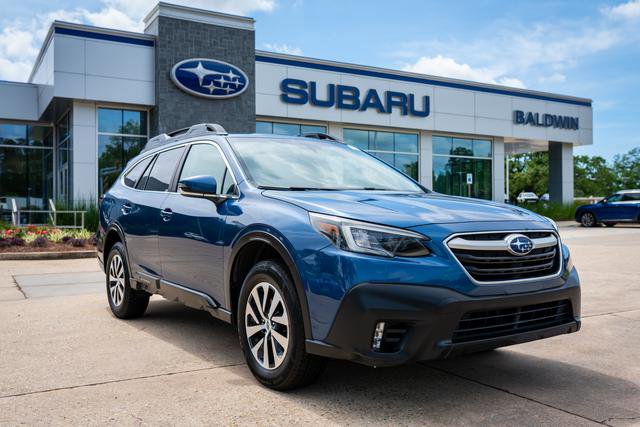 Used 2020 Subaru Outback Premium AWD/4WD image 1