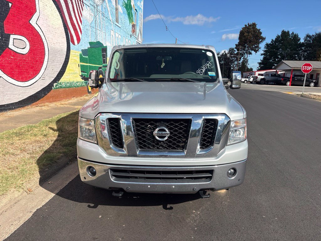 Used 2018 Nissan NV 3500 SL RWD image 9