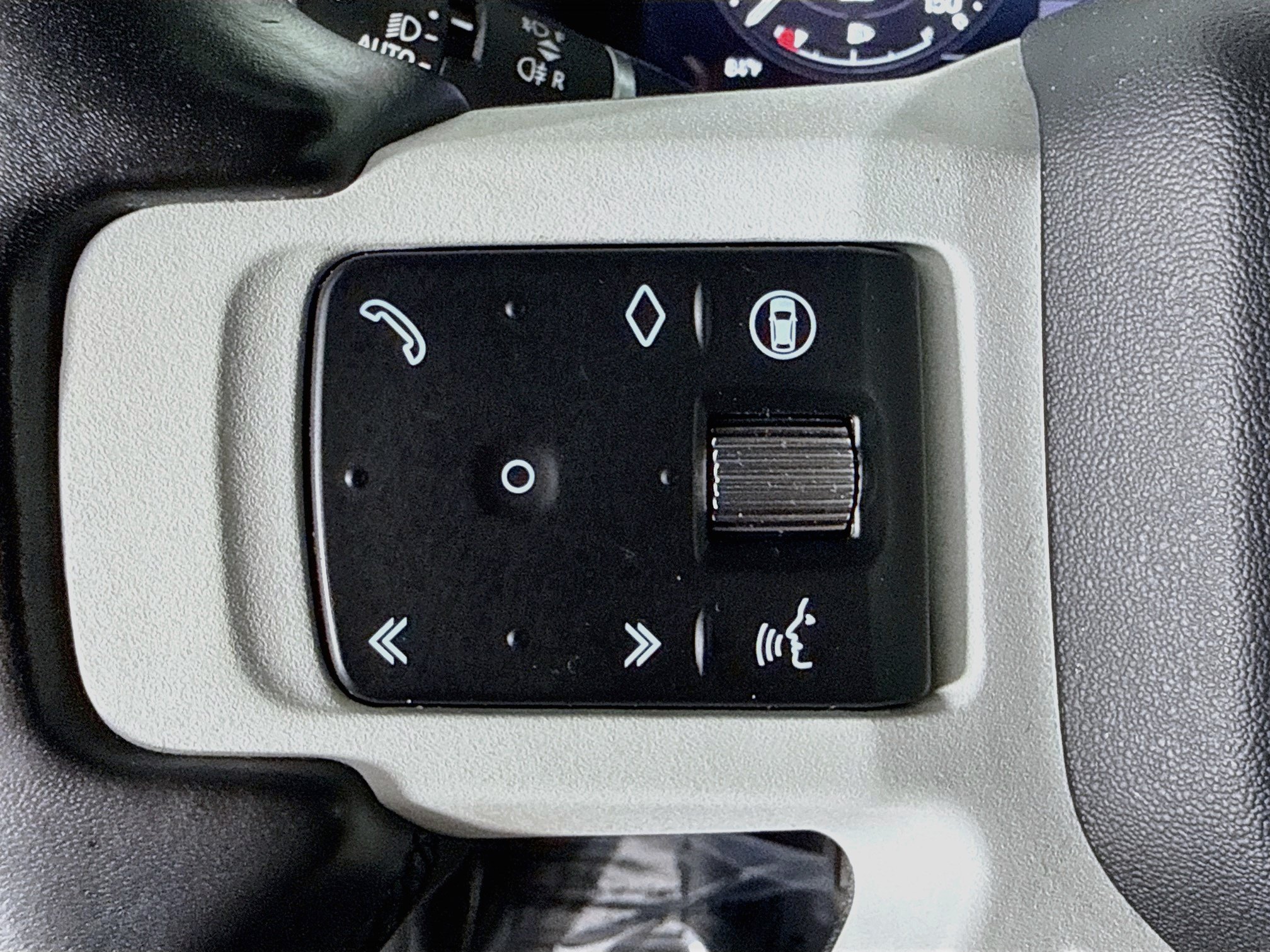 Used 2024 Land Rover Defender 110 S AWD/4WD image 14