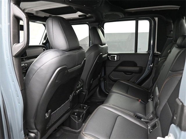 New 2025 Jeep Gladiator Sport w/ Premium Package image 15