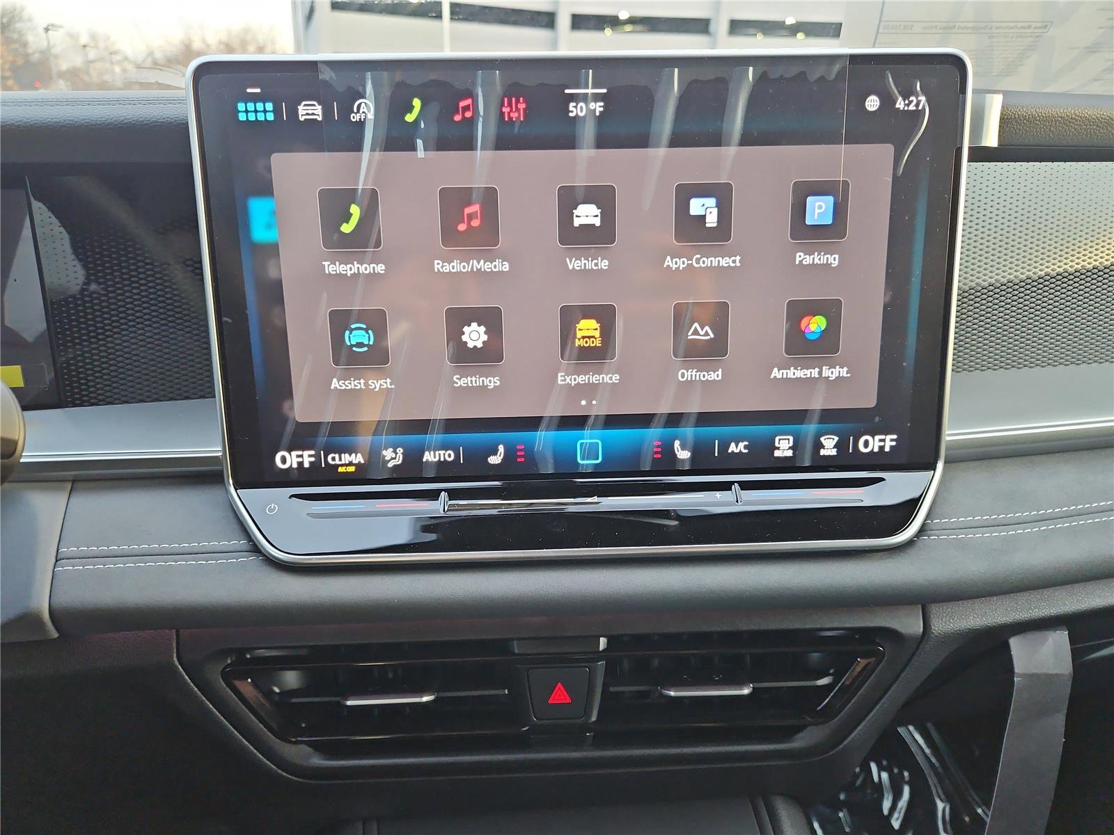 New 2026 Volkswagen Tiguan SE R-Line image 19