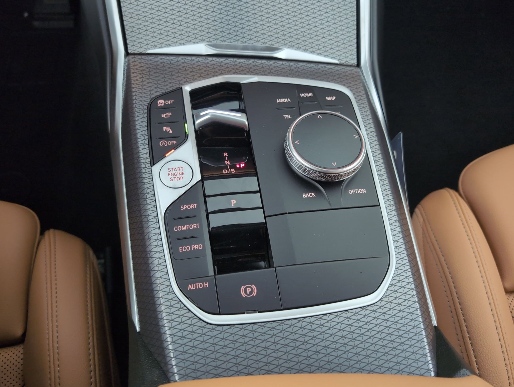 Used 2026 BMW 330i Sedan w/ M Sport Package image 15