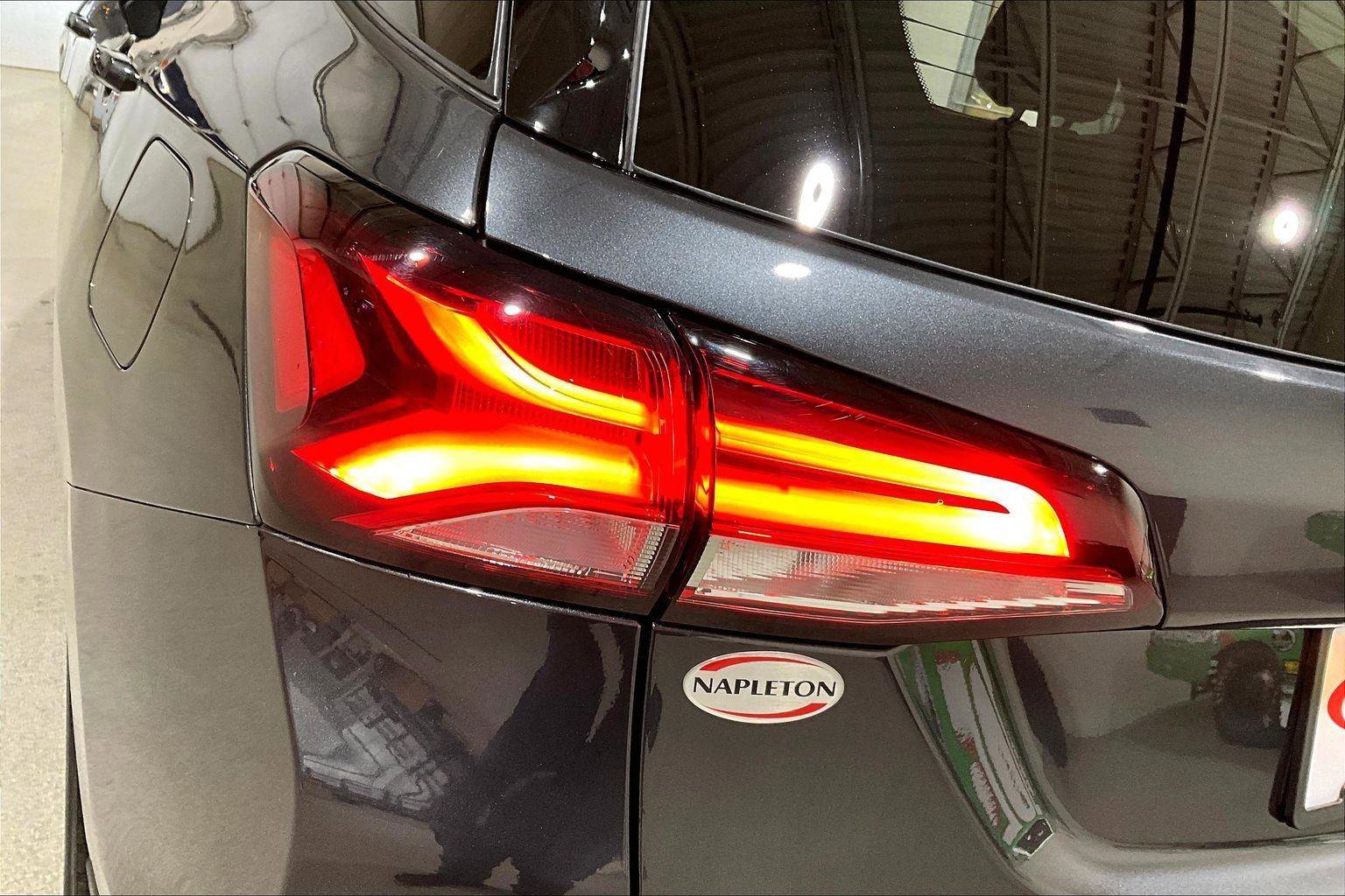 Used 2023 Chevrolet Equinox RS w/ LPO, Floor Liner Package image 31