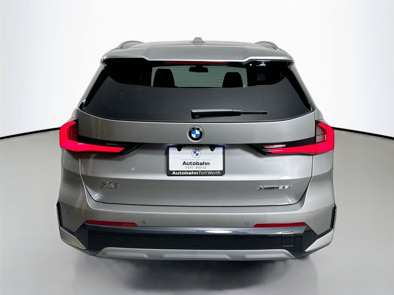 New 2026 BMW X1 xDrive28i w/ Technology Package AWD/4WD image 11