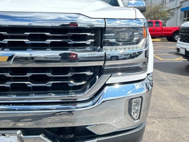 Used 2017 Chevrolet Silverado 1500 LTZ w/ Sport Package image 3